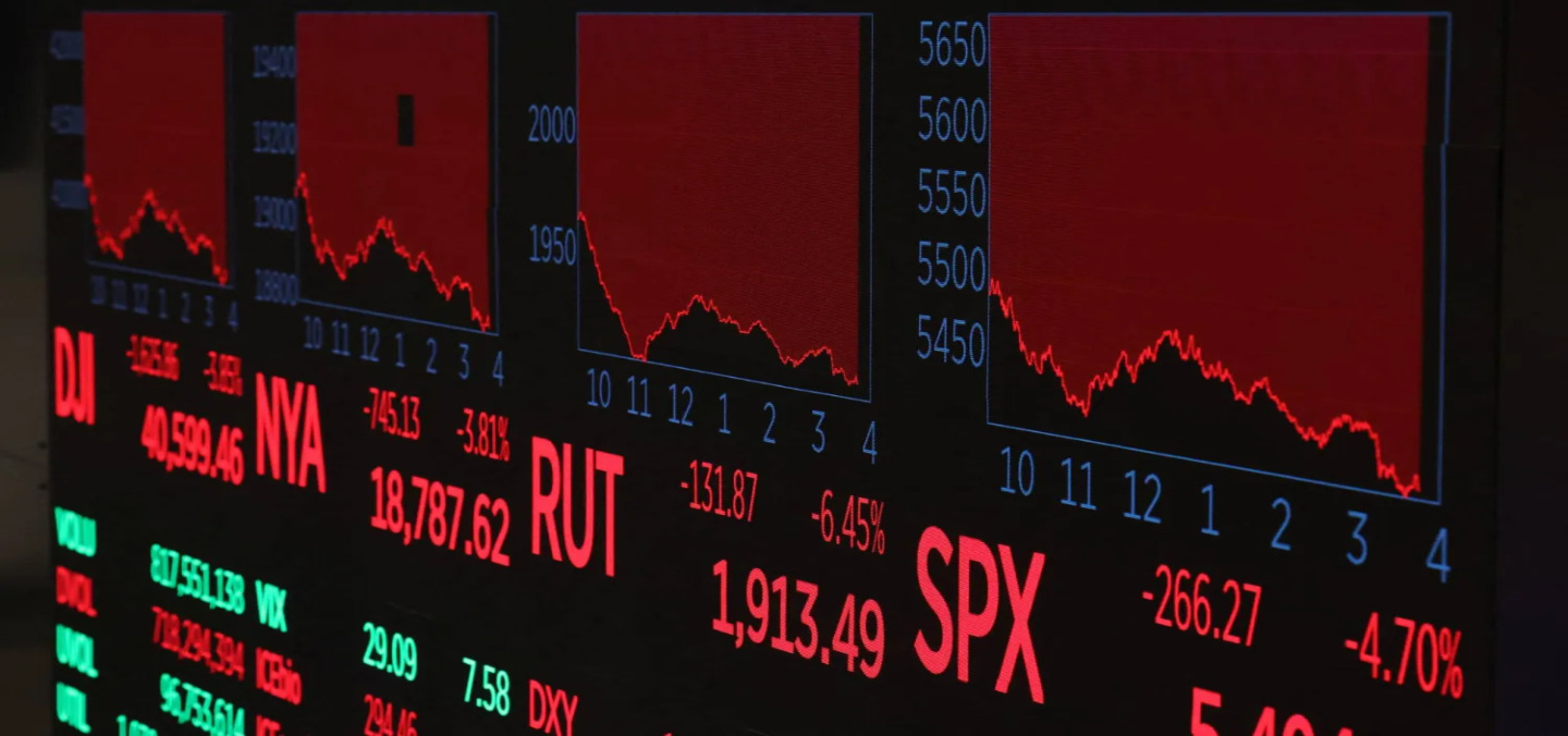 -في "أسبوع عاصف".. مخاوف تضخّم تقييمات الـذكاء الاصطناعي تهوي بالأسهم العالمية