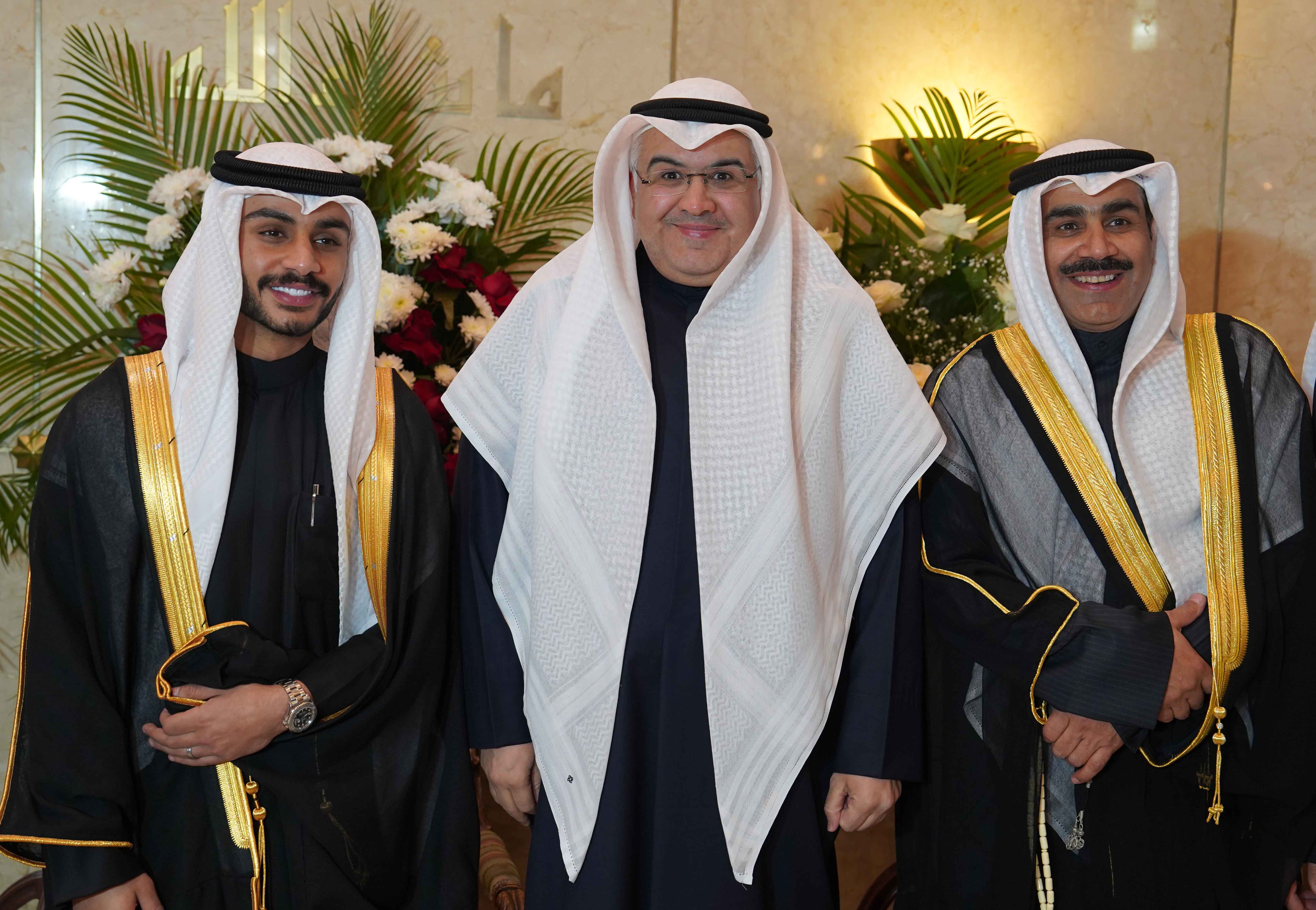 ماجد التركيت مهنئا احمد العثمان زفاف احمد العثمان